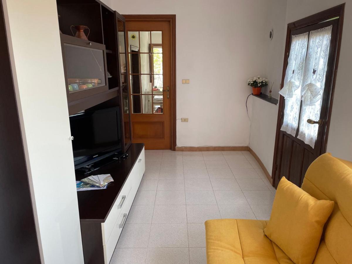 شقة Casa Di Nonno Meme Citra 008035-Lt-0018 Andagna المظهر الخارجي الصورة